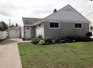 37 Fenwick Rd, Tonawanda, NY 14150