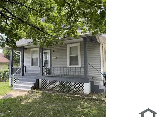 2833 Melody Ln, Saint Louis, MO 63114