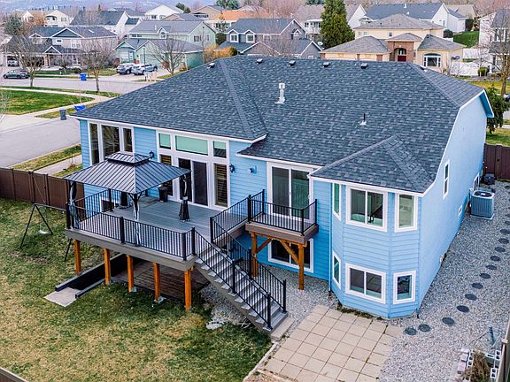 3rd image of 23104 E Broadway Ave