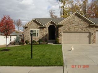 1195 Singleton Dr, Akron, OH 44321