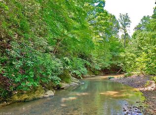 1811 Bowen Rd, Pinnacle, NC 27043