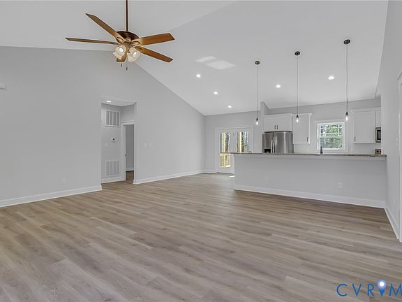 4th image of 3157 Irvington Rd