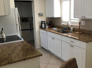 750 5th Ave N, Naples, FL 34102