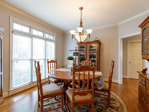 5th image of 301 Quail Ridge Ct