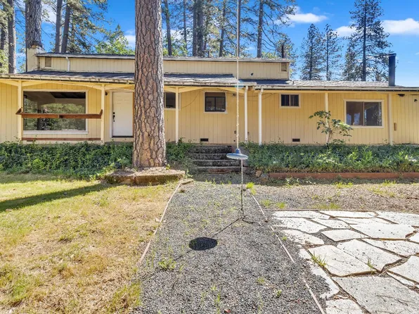 10227 Welsh Ln, Grass Valley, CA 95949