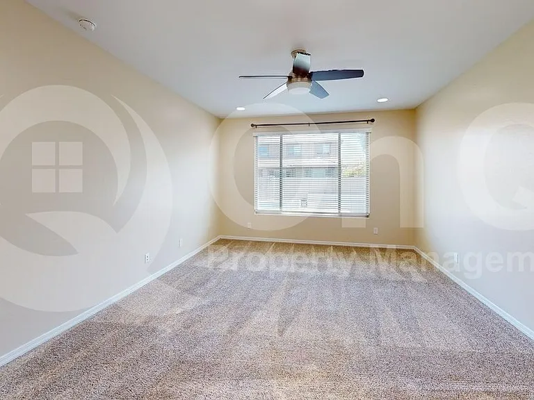 8943 W Marshall Ave — Photo 9