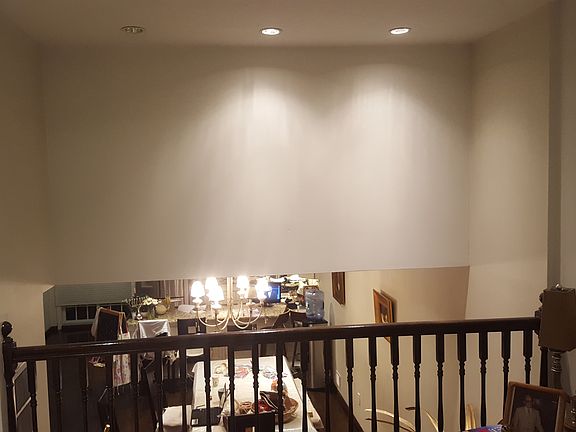 5th image of 115 Travis Ave