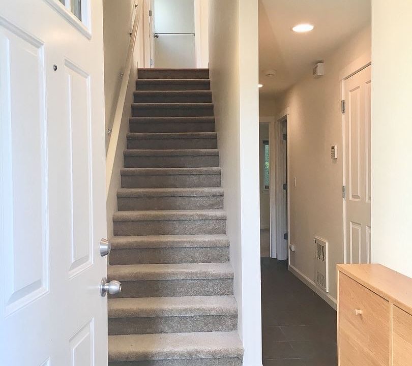 1st image of 12326B 14th Ave NE