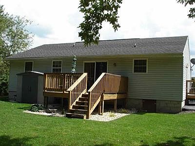 4th image of 20 Irvin Dr