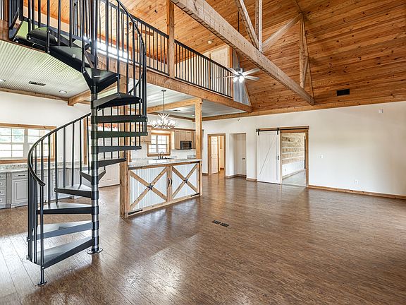 3rd image of 2726 New Hall Rd