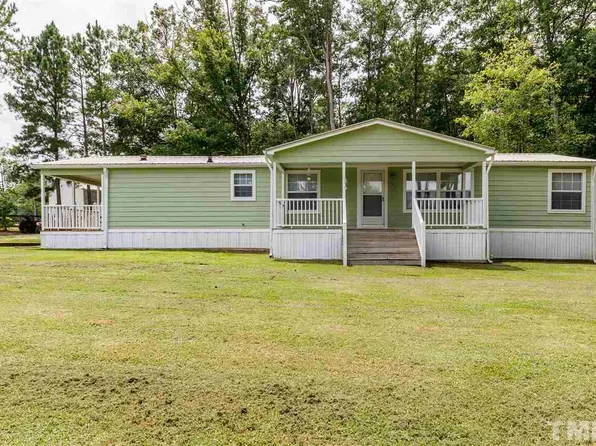 197 Big Oak Dr, New Hill, NC 27562