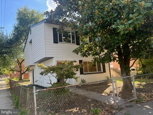 5231 Bass Pl SE, Washington, DC 20019