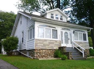 72 S Plank Rd, Newburgh, NY 12550