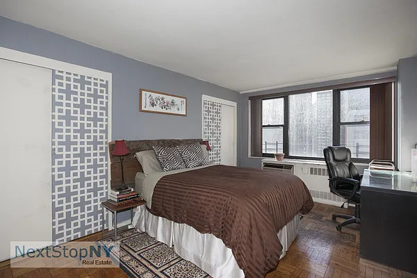 Sold by NextStopNY | media 1