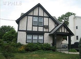 13 Woodside Ave, Elmsford, NY 10523
