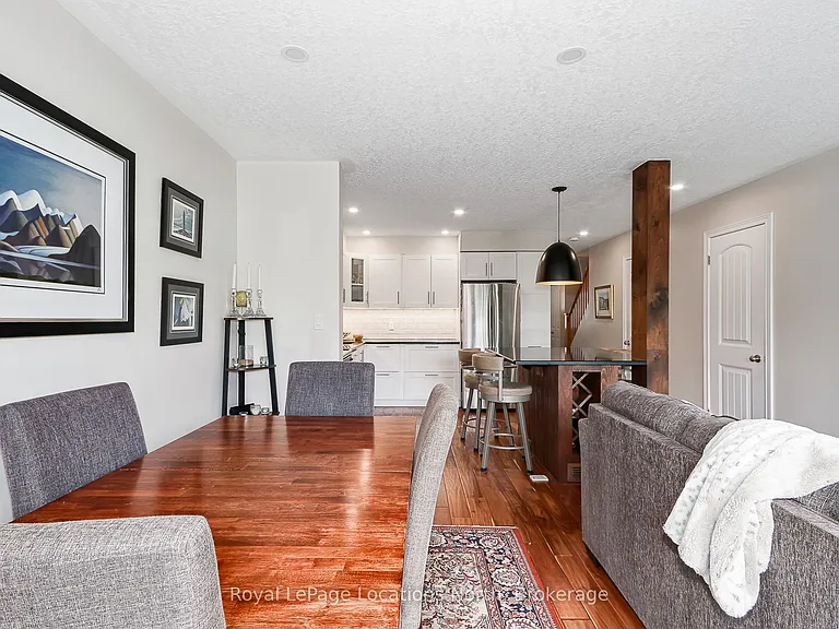 12 Silver Glen Blvd — Photo 17
