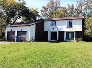 3000 Forest Ln, Lorain, OH