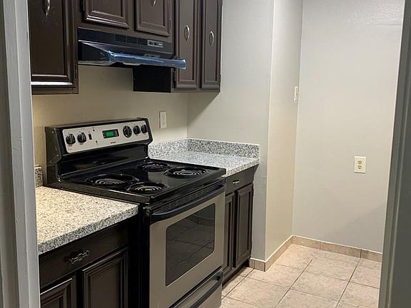 4th image of 401 Boca Chica Blvd APT 104