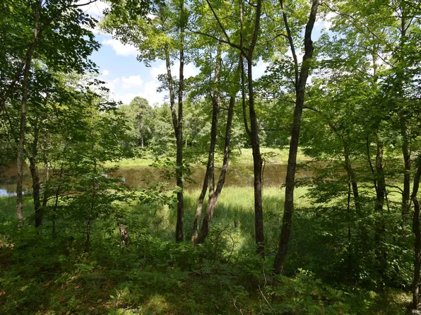 2 Saylors Ln, Siren, WI 54872