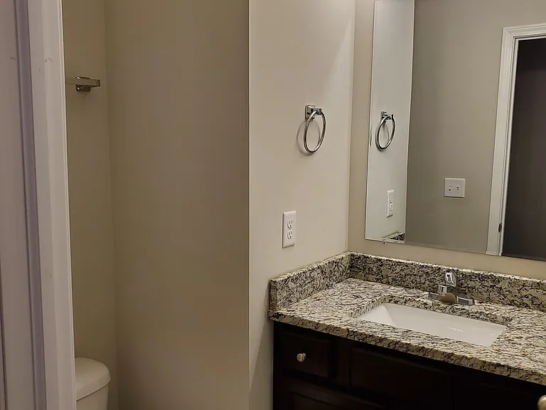 414 S Longbranch Dr — Photo 16