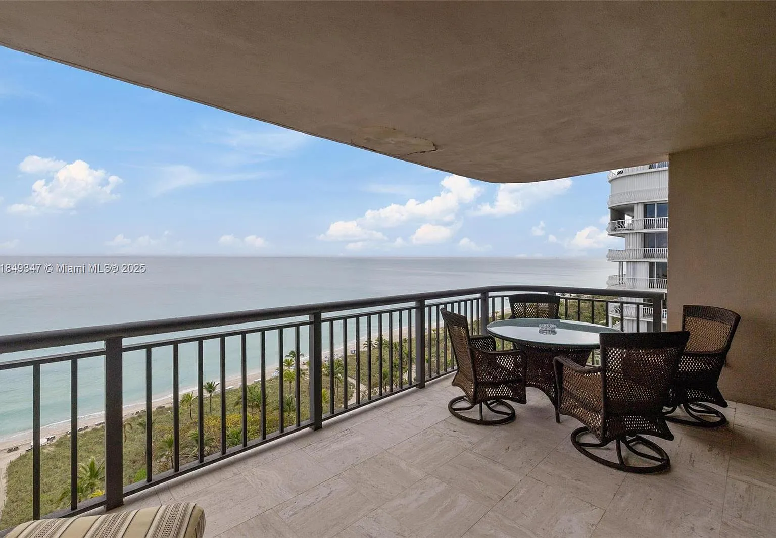 The Tiffany Of Bal Harbour — Photo 3