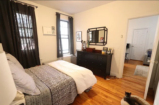 Rented by Douglas Elliman | media 16