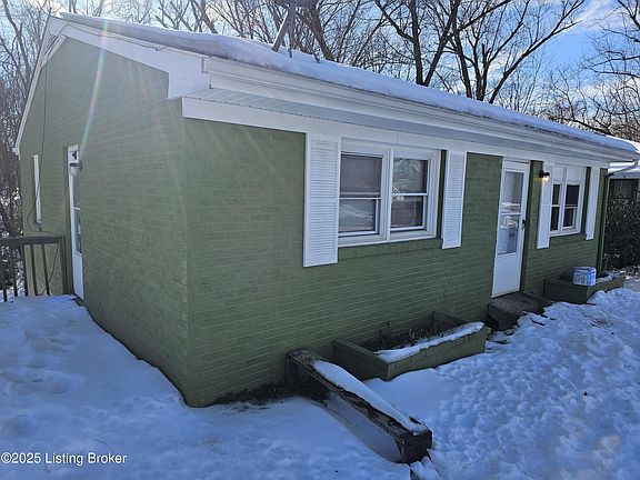 3rd image of 81 Lanter Dr