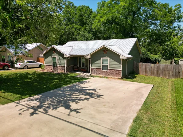 425 19th St NW, Paris, TX 75460