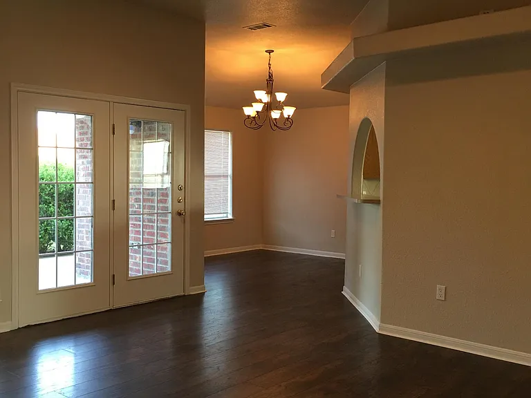 322 Cedar Ridge Dr — Photo 3