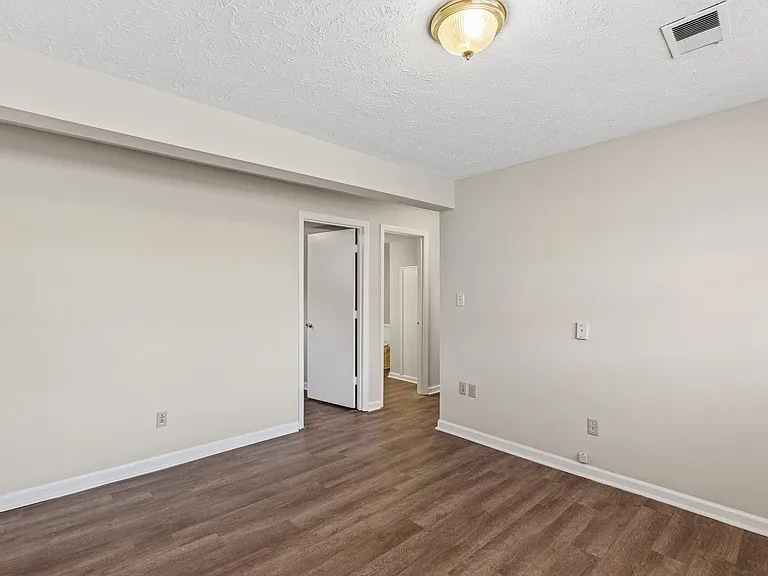 3395 Montavesta Rd — Photo 5