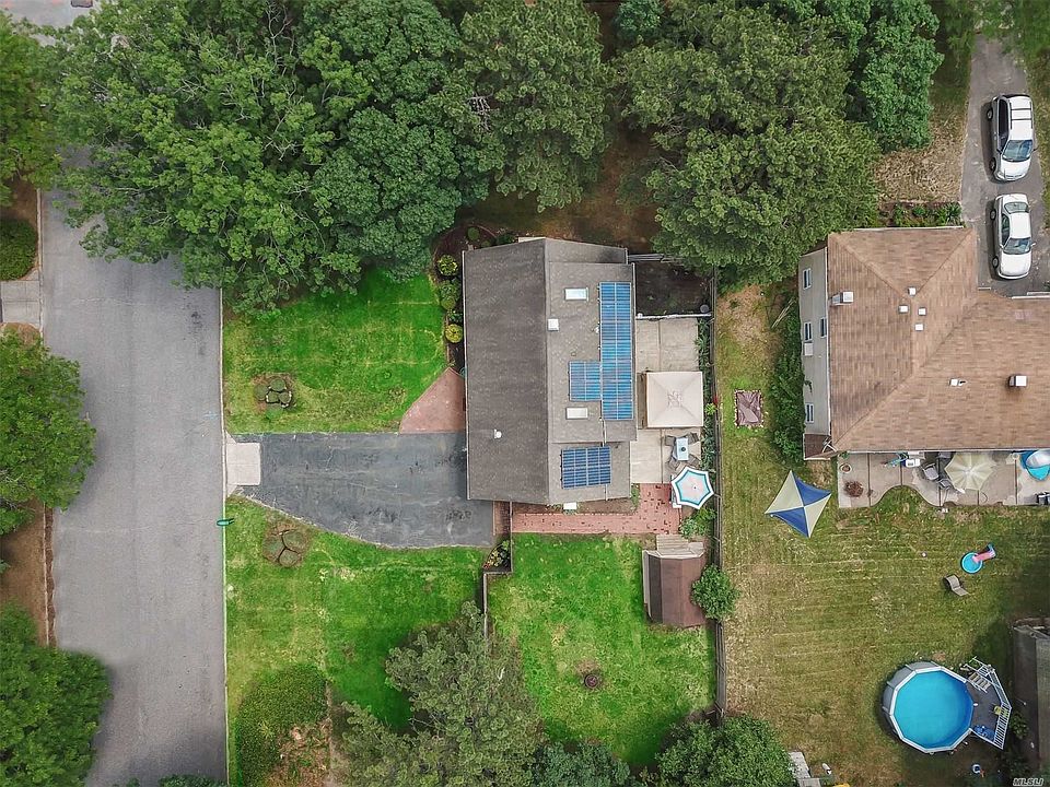1st image of 2 Southern Pine Ln