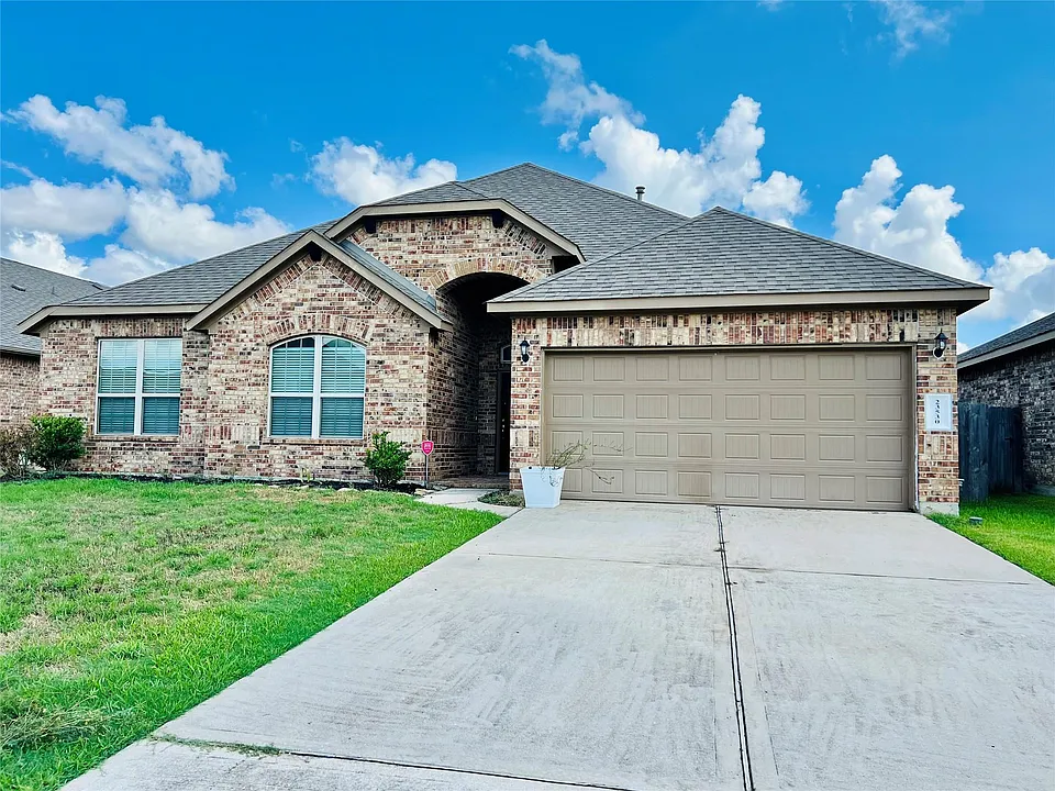 23530 Mantova River Dr