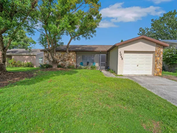1045 Axlewood Cir, Brandon, FL 33511