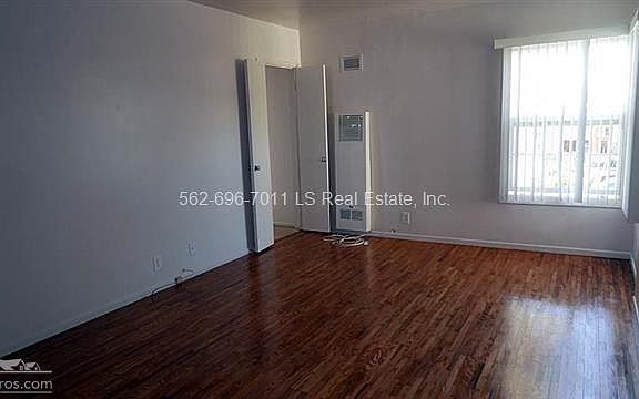 3rd image of 13802 Christine Dr APT F