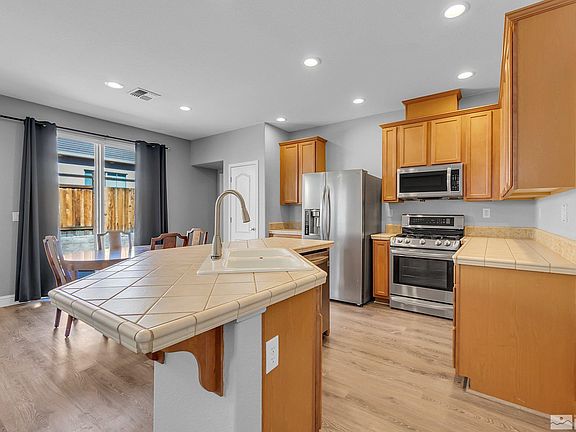 5th image of 3982 Redwood Burl Ln