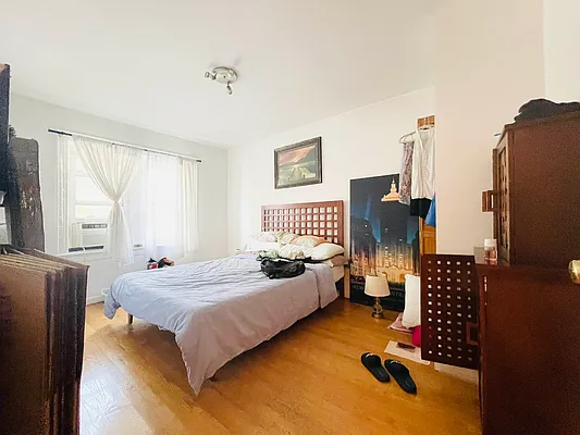 Rented by Mega Homes Realty INC | media 12