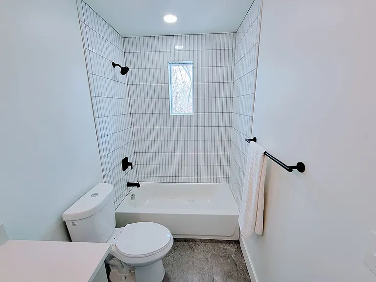 2251 E Lincoln Ln — Photo 34