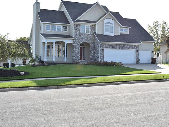 2nd image of 1106 Thornwyk Dr NW