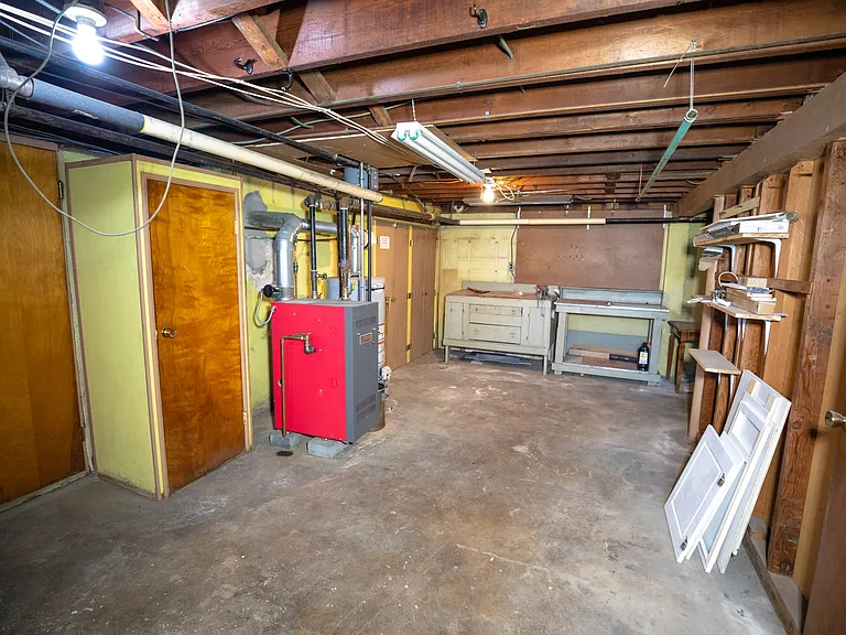 31 Spring Valley Ave — Photo 24