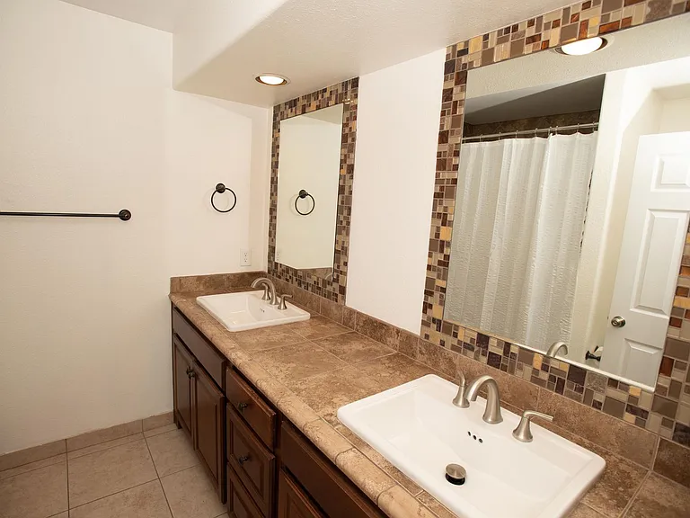 580 Camino De La Reina #322 — Photo 12