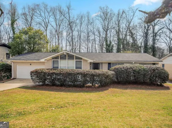 4063 Elmscourt Dr, Stone Mountain, GA 30083