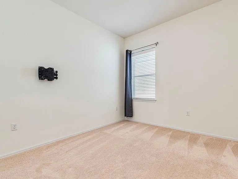 10202 Cienega Cv — Photo 16