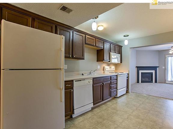 4th image of 4436 NE 83rd Ter