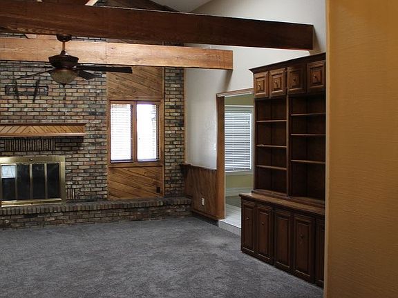 5th image of 6103 Elkhart Ave