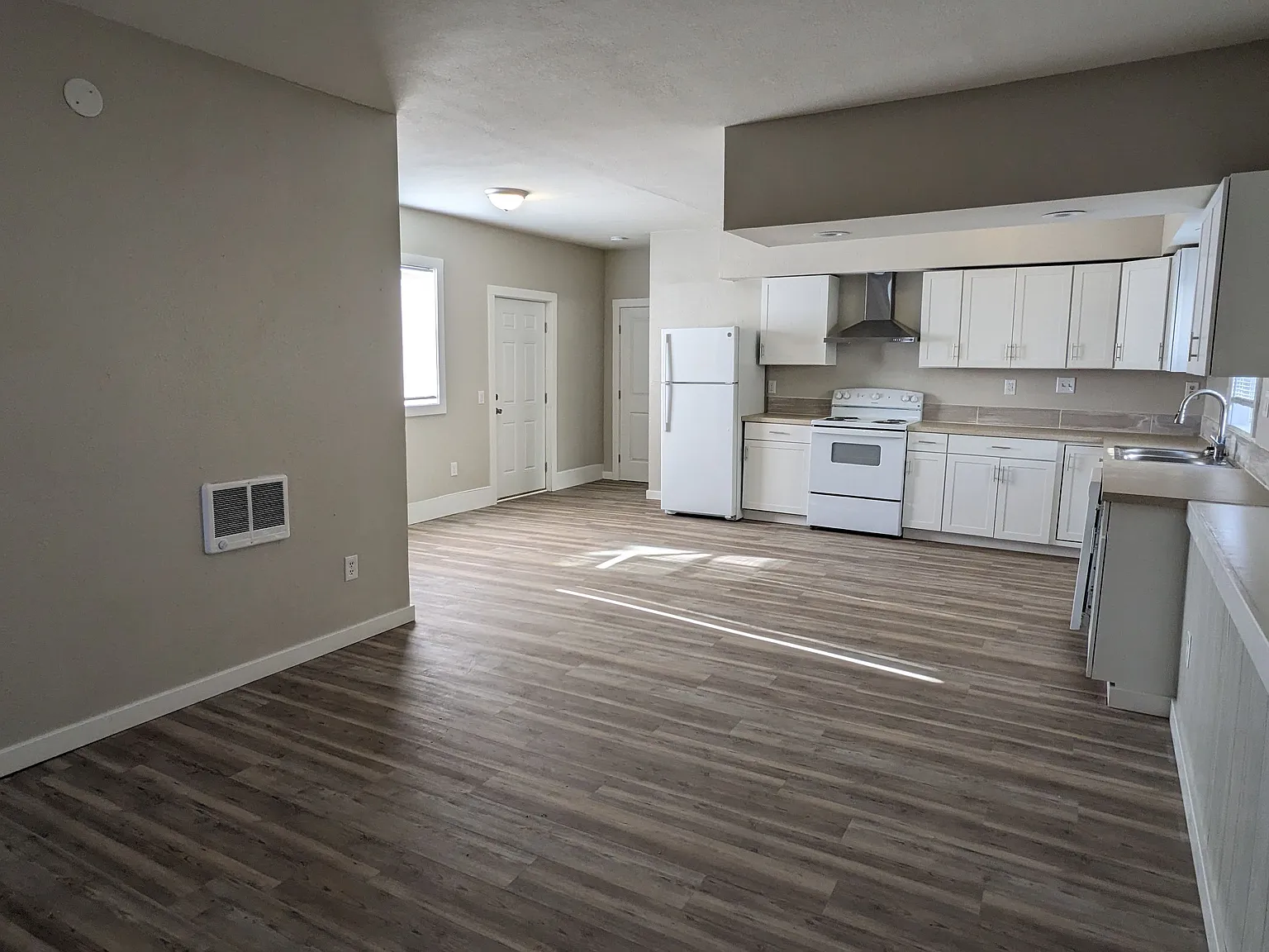 1 bed, 735 sqft, $1,495 — Photo 2