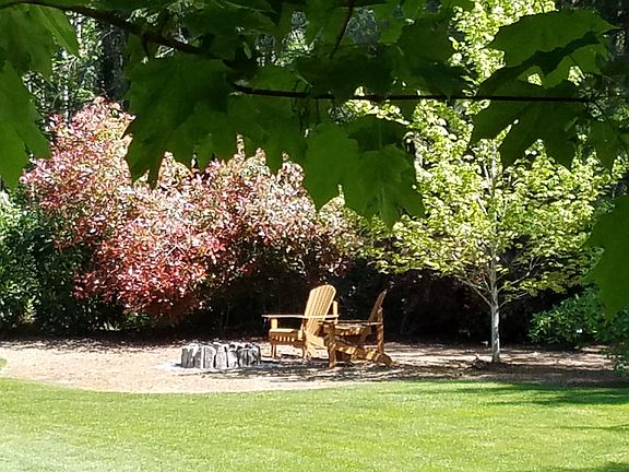 4th image of 1722 46th Ave NE