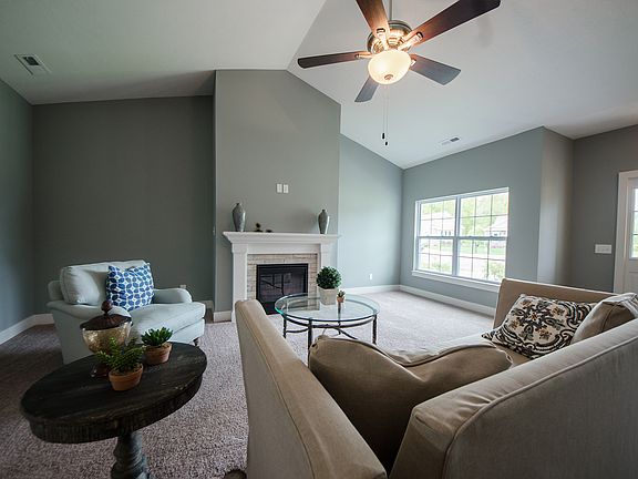 4th image of 1115 Chambrey Ct