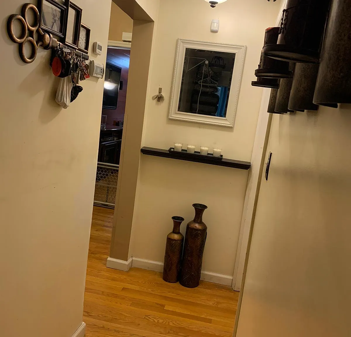 4 bed, $4,500 — Photo 2