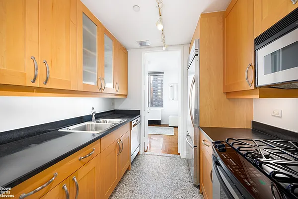 Sold by Brown Harris Stevens | media 4