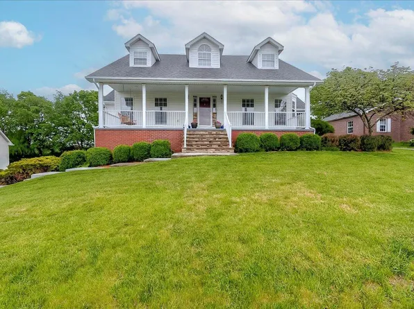 835 Isaac Shelby Cir E, Frankfort, KY 40601